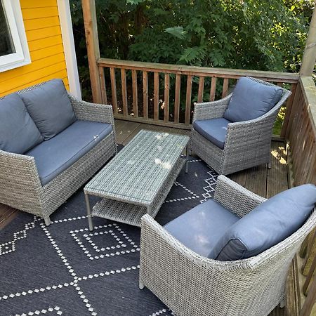 Ruime 5-Persoons Chalet Aan Het Bergumermeer Suameer Exterior foto